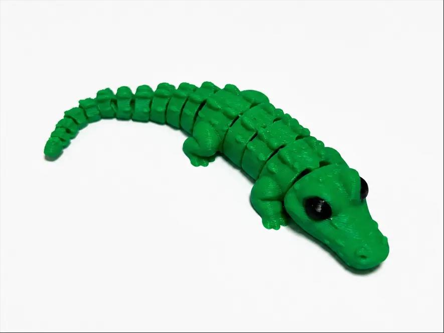 Crocodilo articulado flexível impresso em 3D