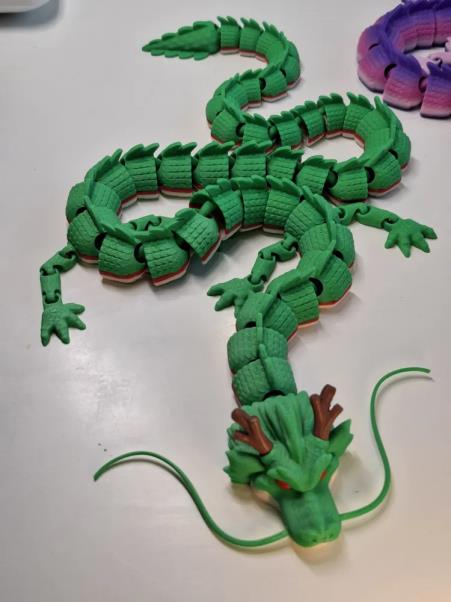 Dragão oriental articulado flexível impresso em 3D